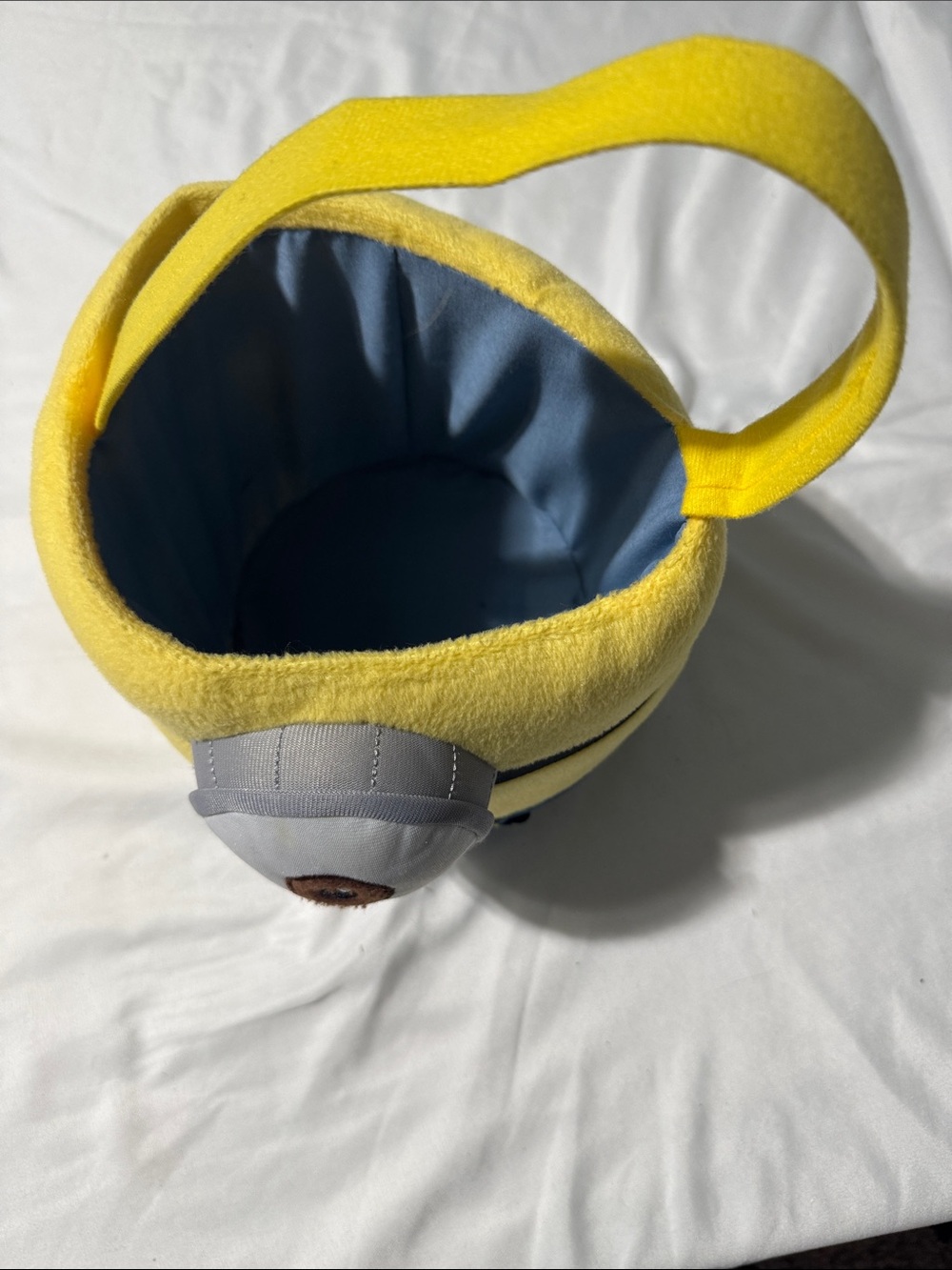 Minions Halloween Easter Bucket Despicable Me Plush Character Candy Egg Hunt - Picture 6 of 7